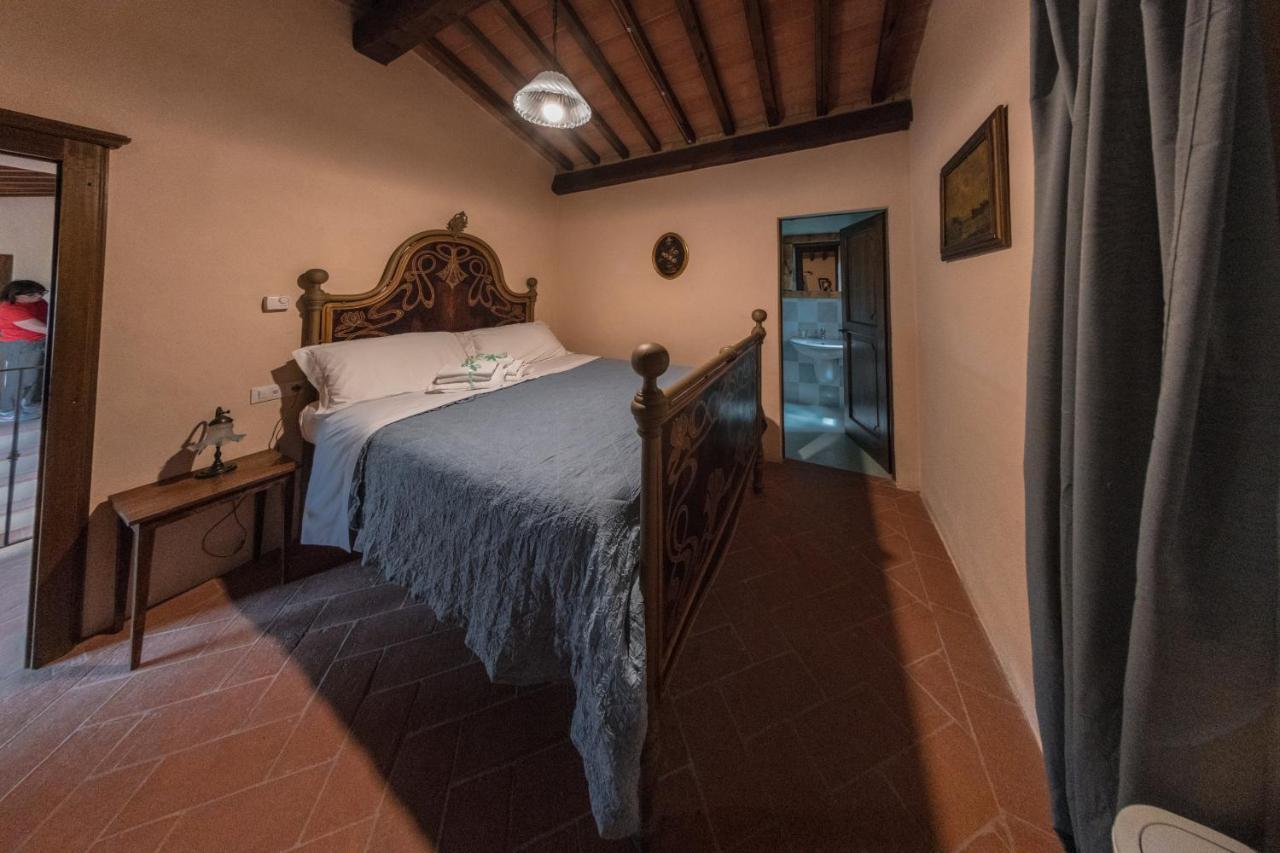 Locanda Di Santantimo Bed & Breakfast Chiassa Superiore ภายนอก รูปภาพ