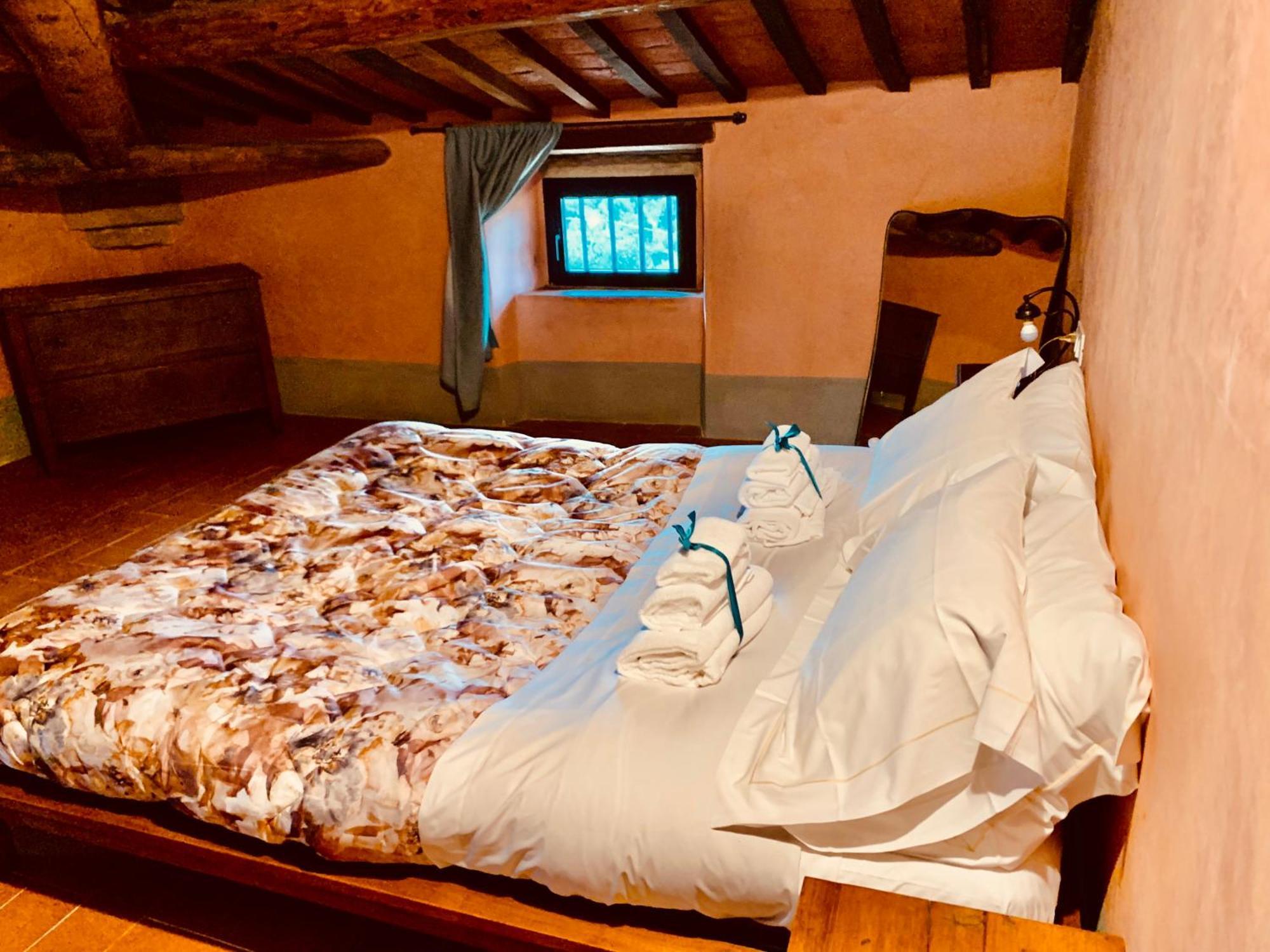 Locanda Di Santantimo Bed & Breakfast Chiassa Superiore ภายนอก รูปภาพ
